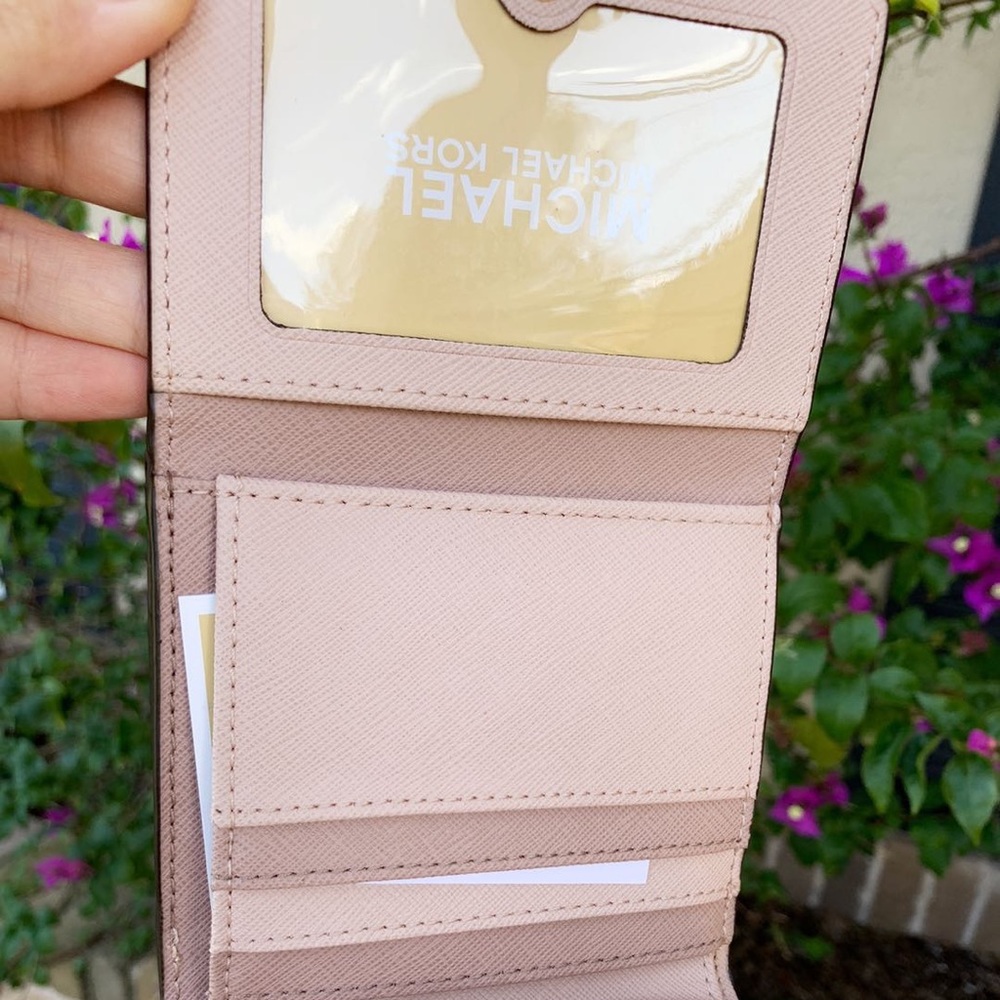 Gaby’sBags👛💕-NWT Michael Kors Wallet &Cardholder - Picture 8 of 8